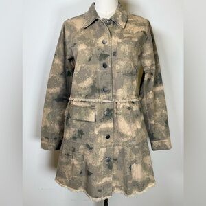 New! Mystree Tiered Long Trucker Jacket Cotton Camo Denim Women’s Size Small